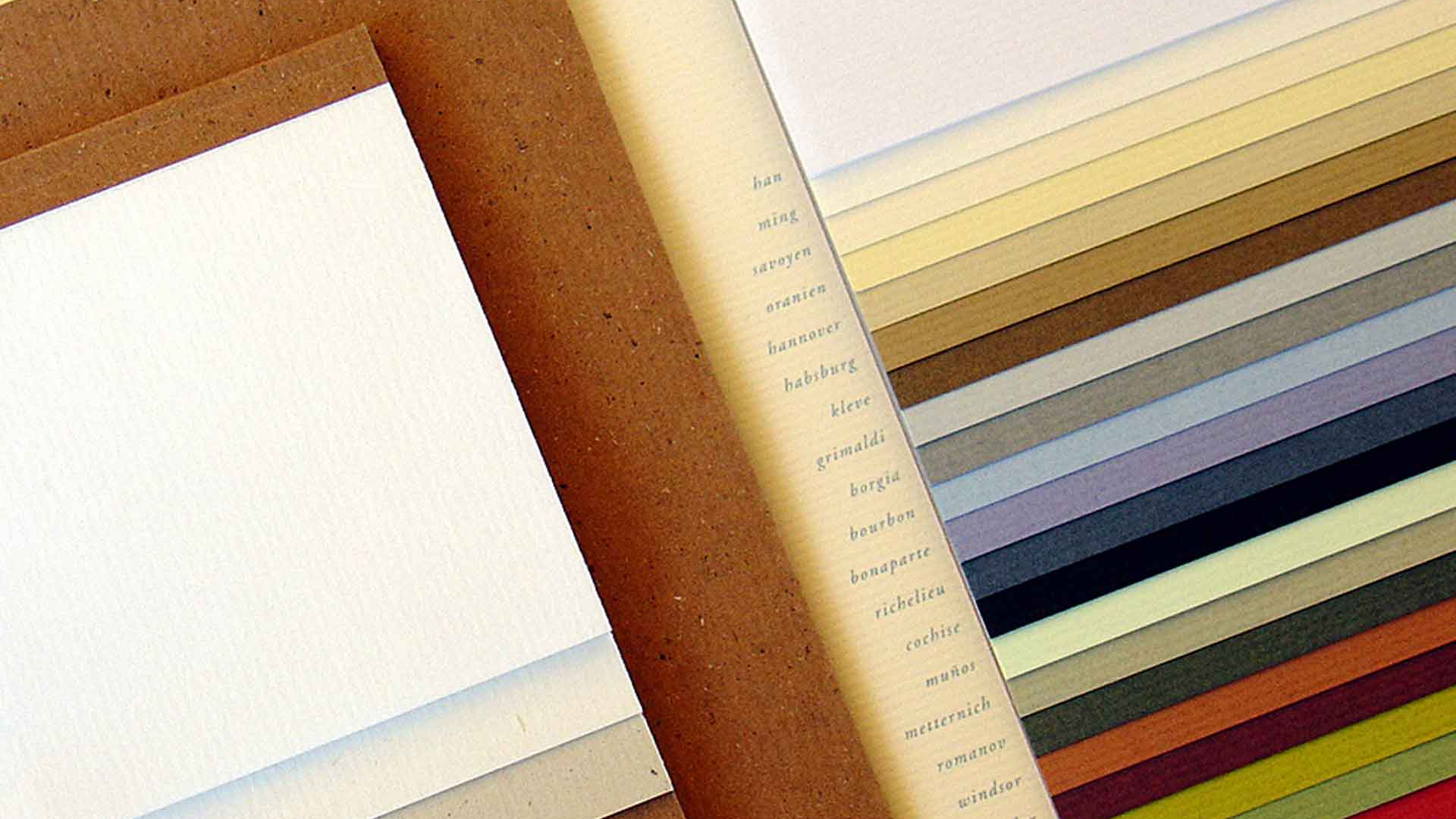 Feinstpapier aus der Kollektion der Büttenpapierfabrik Gmund am Tegernsee.