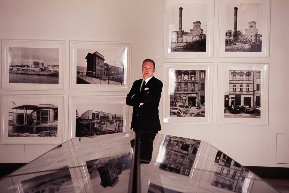 Museumsstiftung Post und Telekommunikation, Fotoportraits von Mitarbeitern der Museen für Kommunikation in Berlin, Frankfurt und Nürnberg sowie der Museumsdepots in Berlin und Heusenstamm. Bild 10.